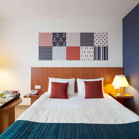 호텔 Mercure Centrum 3*