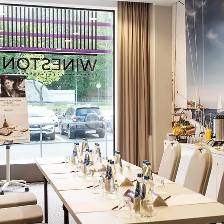 Mercure Centrum 3* 그디니아