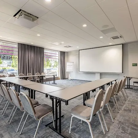 Mercure Centrum 3* 그디니아