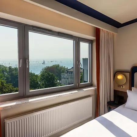 Mercure Centrum Hotel
